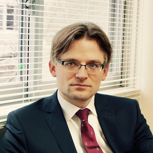 モニス バンデイラ准教授